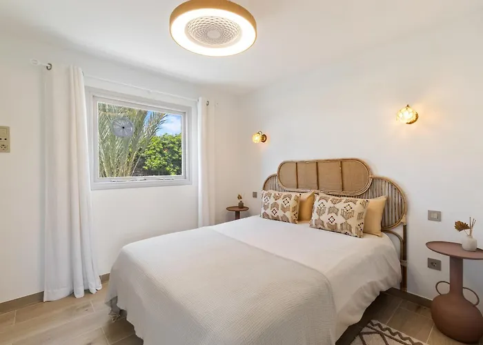 Aljibes By Escape 蒂亚斯